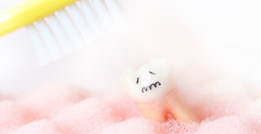 赤ちゃんの歯が生えない原因2つ｜生える順番が違っている時は？